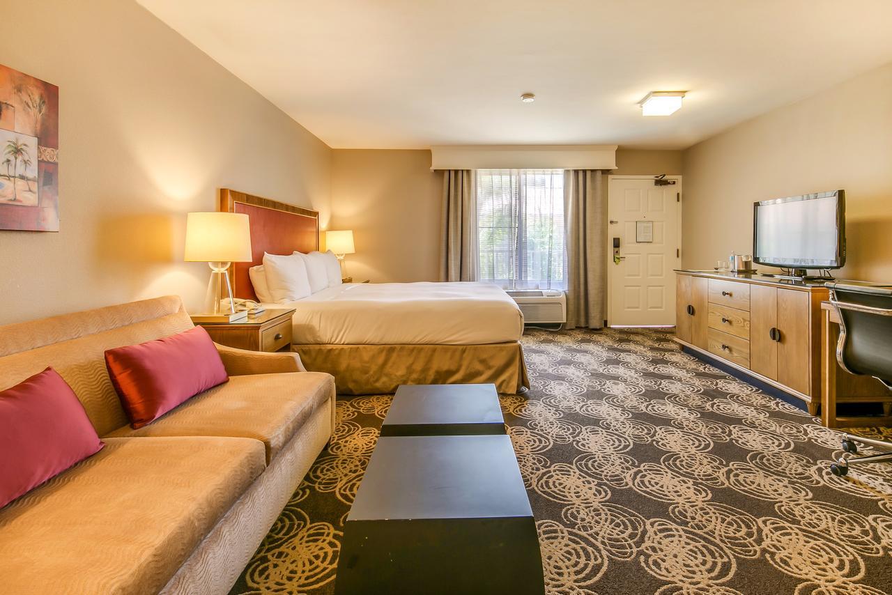 Hotel San Diego-Rancho Bernardo エクステリア 写真