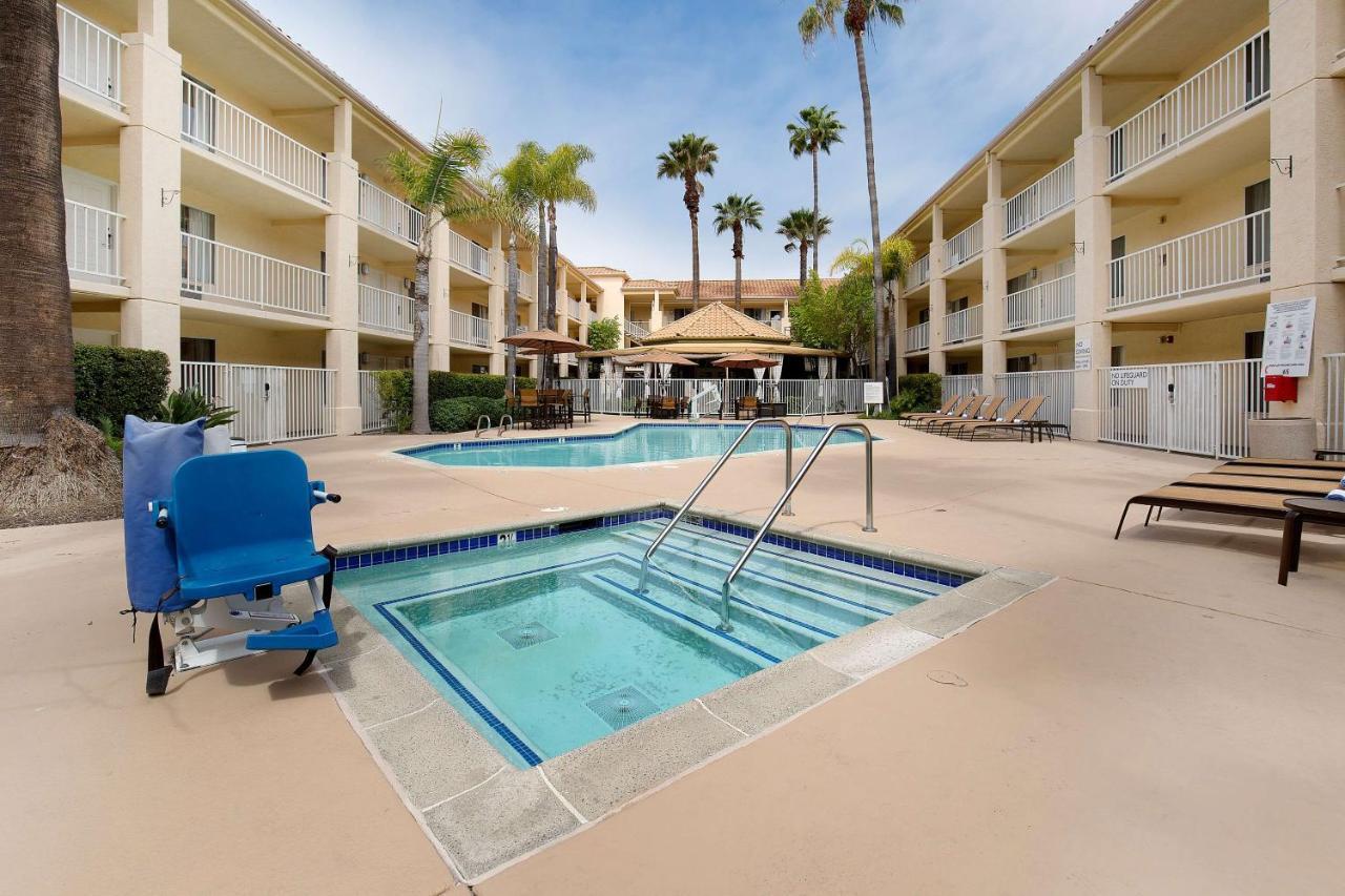 Hotel San Diego-Rancho Bernardo エクステリア 写真