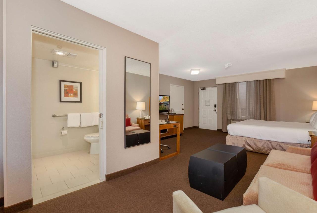 Hotel San Diego-Rancho Bernardo エクステリア 写真