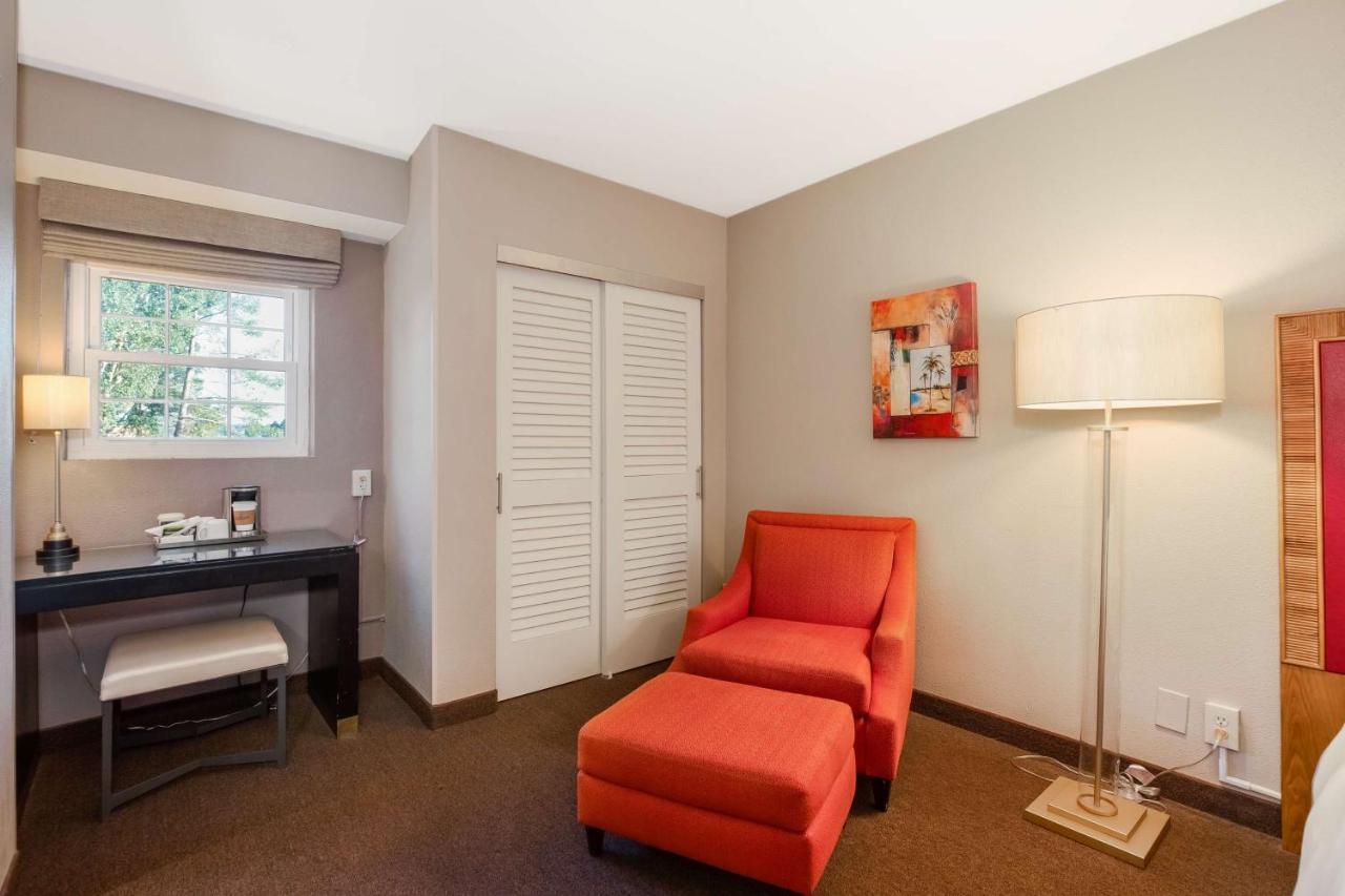 Hotel San Diego-Rancho Bernardo エクステリア 写真