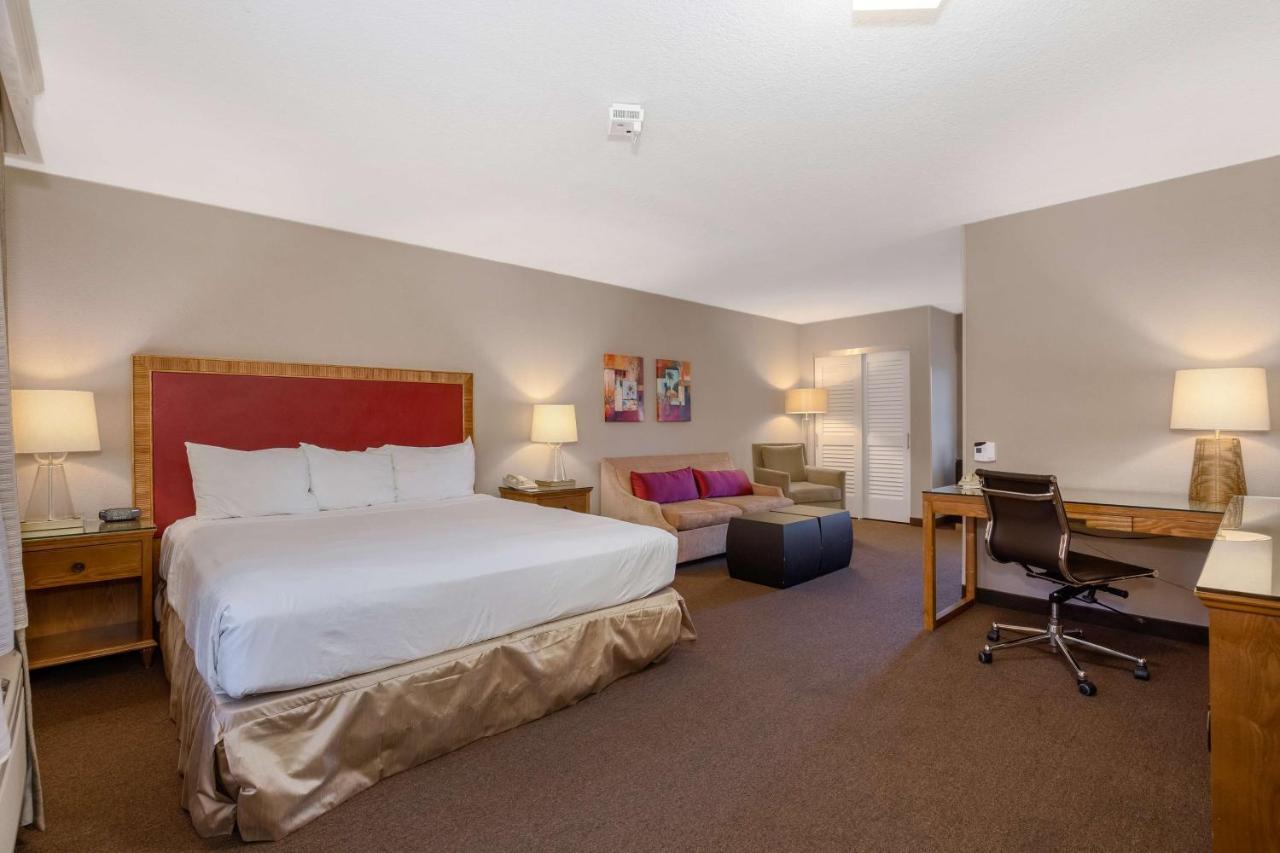 Hotel San Diego-Rancho Bernardo エクステリア 写真
